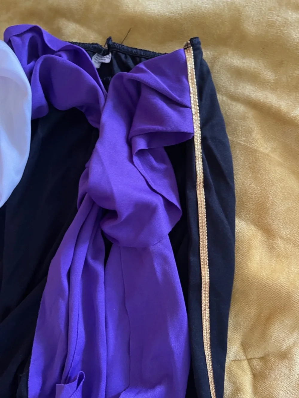 Vintage The Wiggles Captain Feathersword Toddler Pirate Costume Sz 2/4Y Dress up - Picture 9 of 10